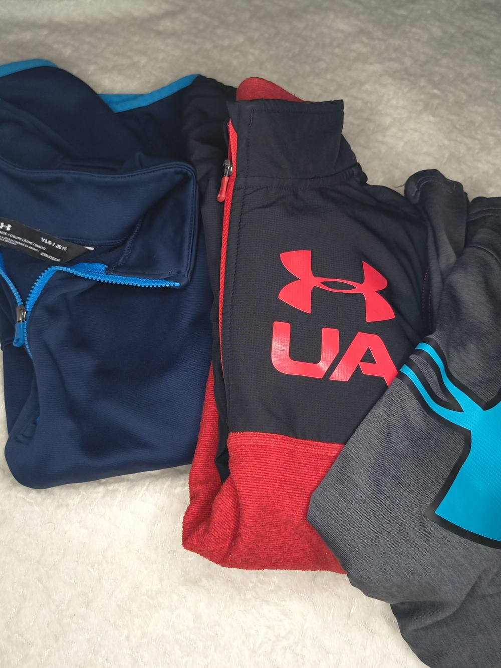 Under Armour Youth Large Long Sleeve Bundle Of 3